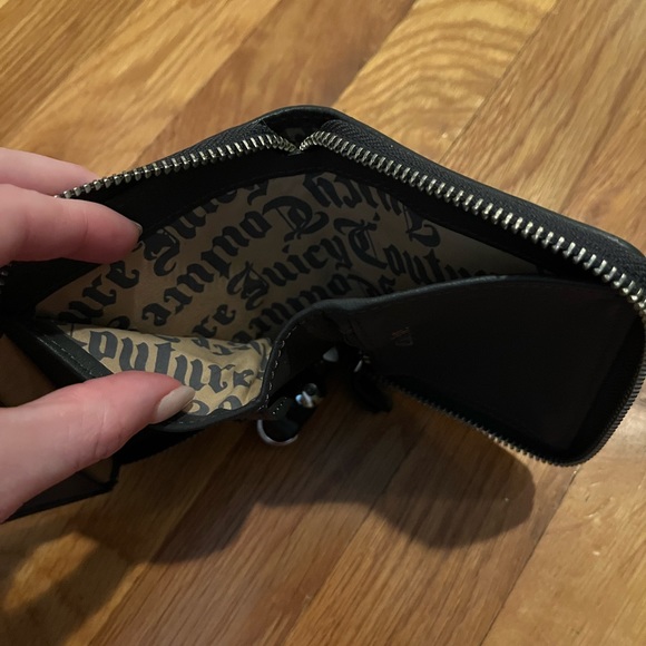 EUC Juicy Couture Wallet - Picture 6 of 8